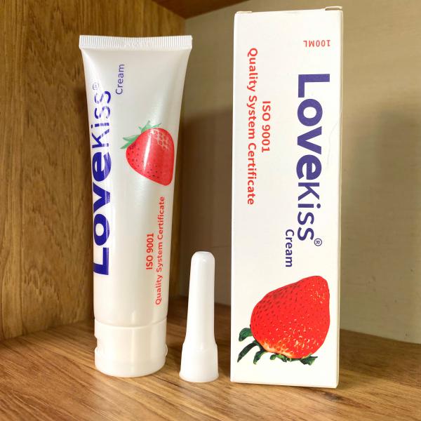 Love Kiss Cream Dâu 100ml _ Gel Bôi Trơn Hương Thơm Dâu  Tự nhiên  Cao Cấp