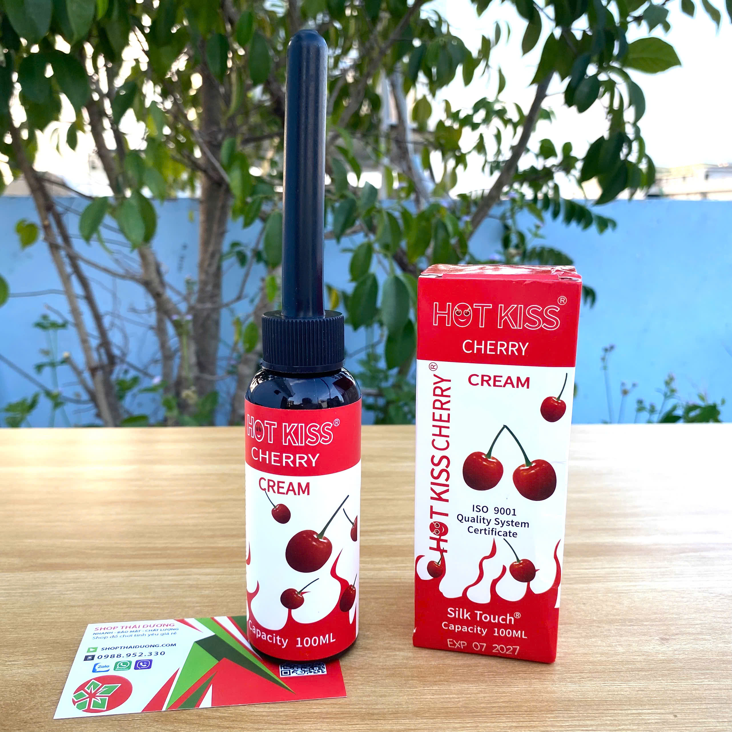 Gel bôi trơn quan hệ hương cherry Hot Kiss Cherry 100ml Silk Touch