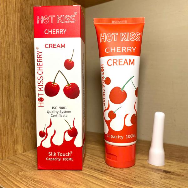 Hot kiss Cherry Cream 100ml - Gel Bôi Trơn Hương Cherry Tự Nhiên Cao Cấp 